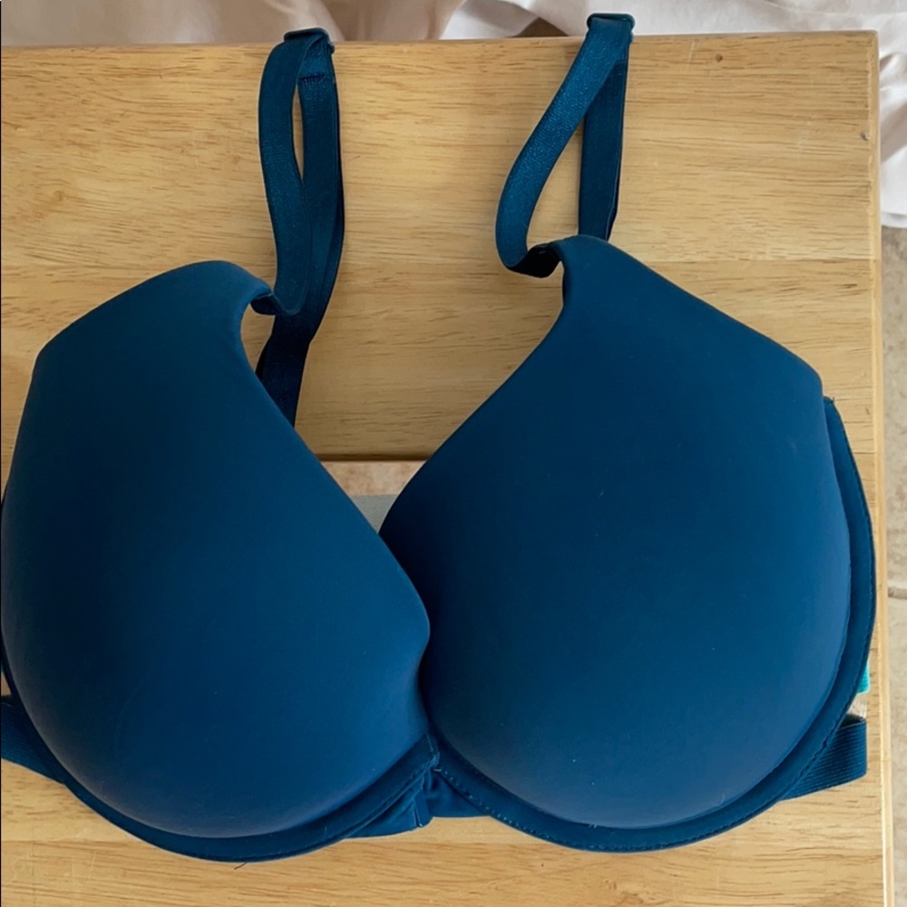 Victoria’s Secret bra